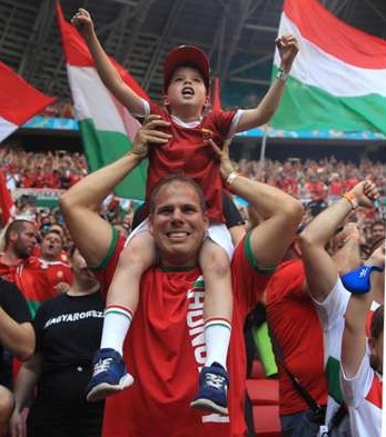 A.Griezmann đổ lỗi cho khán giả 